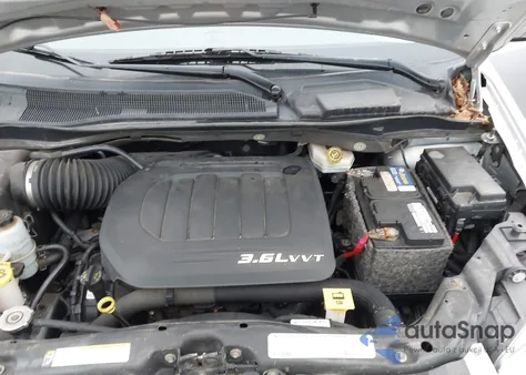 2012 Chrysler Town & Country Touring-L from USA, damaged, VIN 2C4RC1CG8CR133371